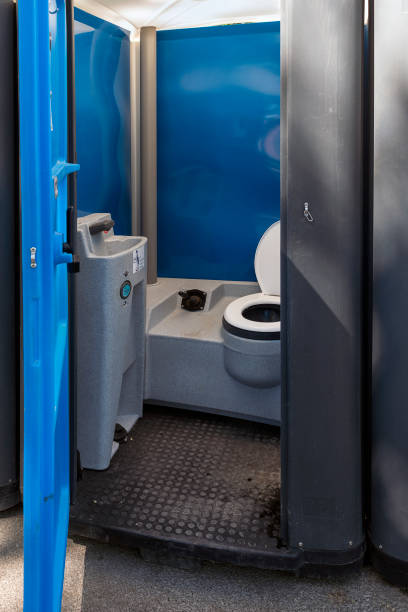 Portable bathroom rental in Hendron, KY